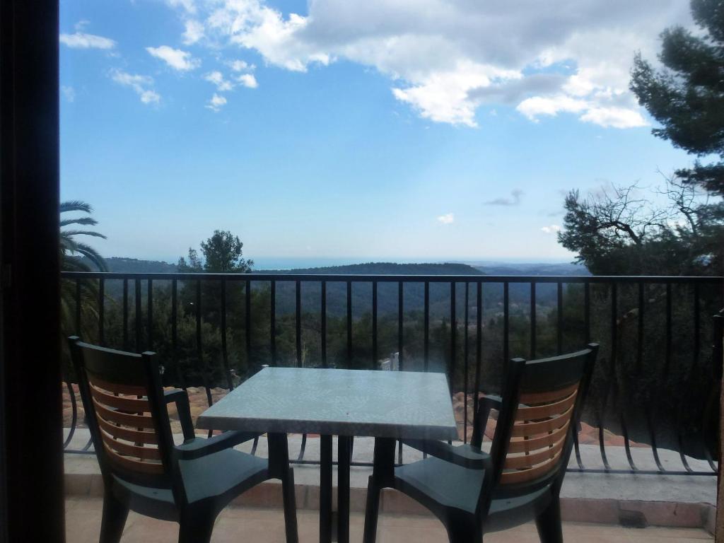 Les Belles Terrasses Hotell Tourrettes-sur-Loup Eksteriør bilde