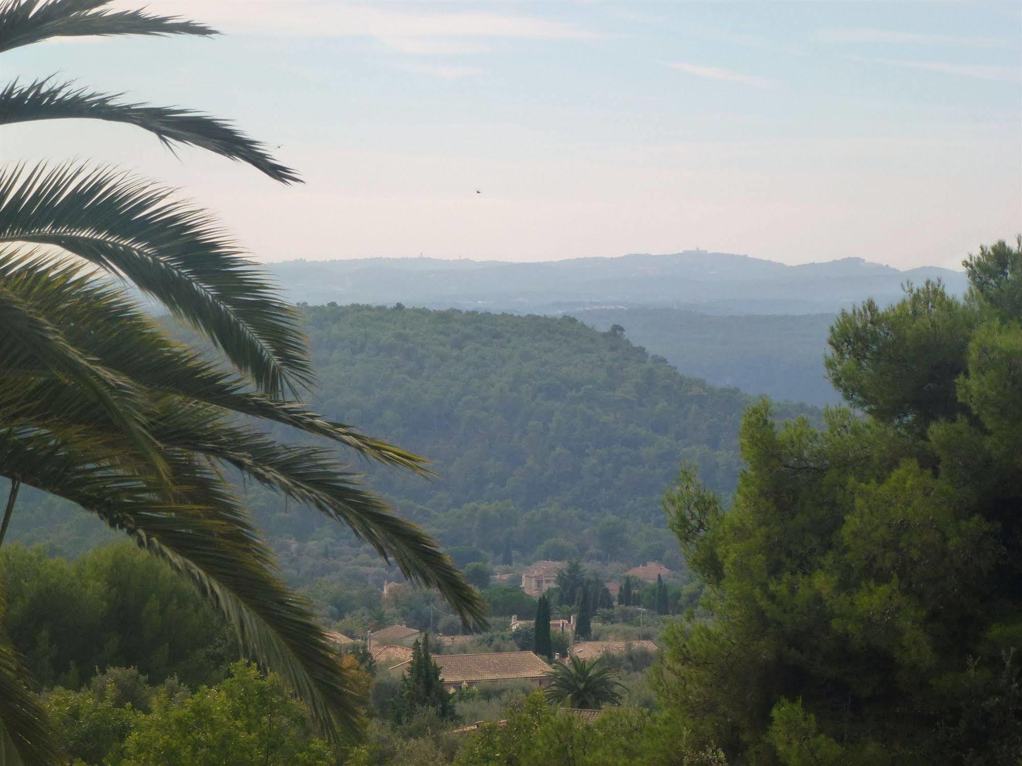 Les Belles Terrasses Hotell Tourrettes-sur-Loup Eksteriør bilde