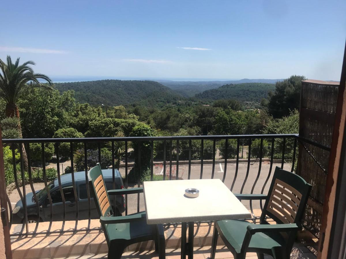 Les Belles Terrasses Hotell Tourrettes-sur-Loup Eksteriør bilde